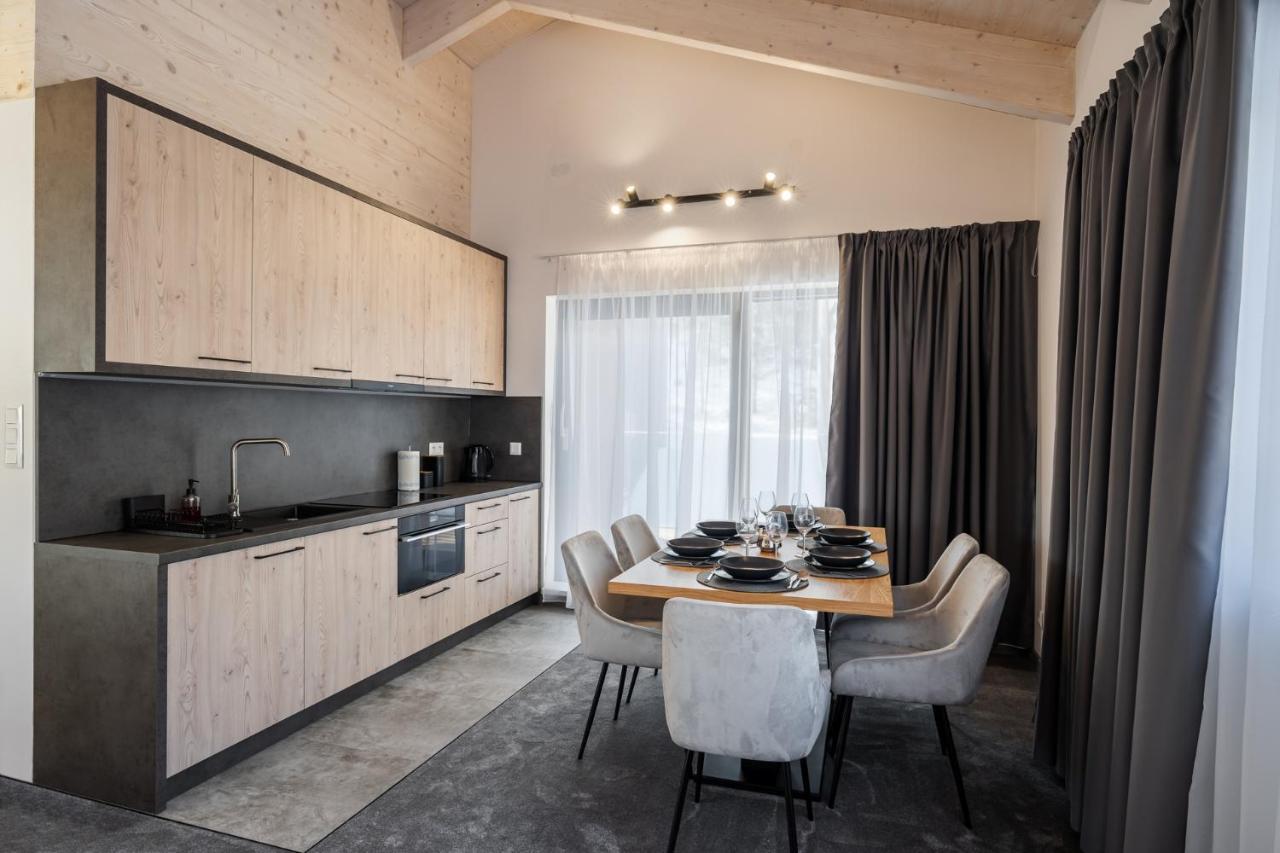 רוז'ומברוק Chalet Pod Brdom - Apartments מראה חיצוני תמונה